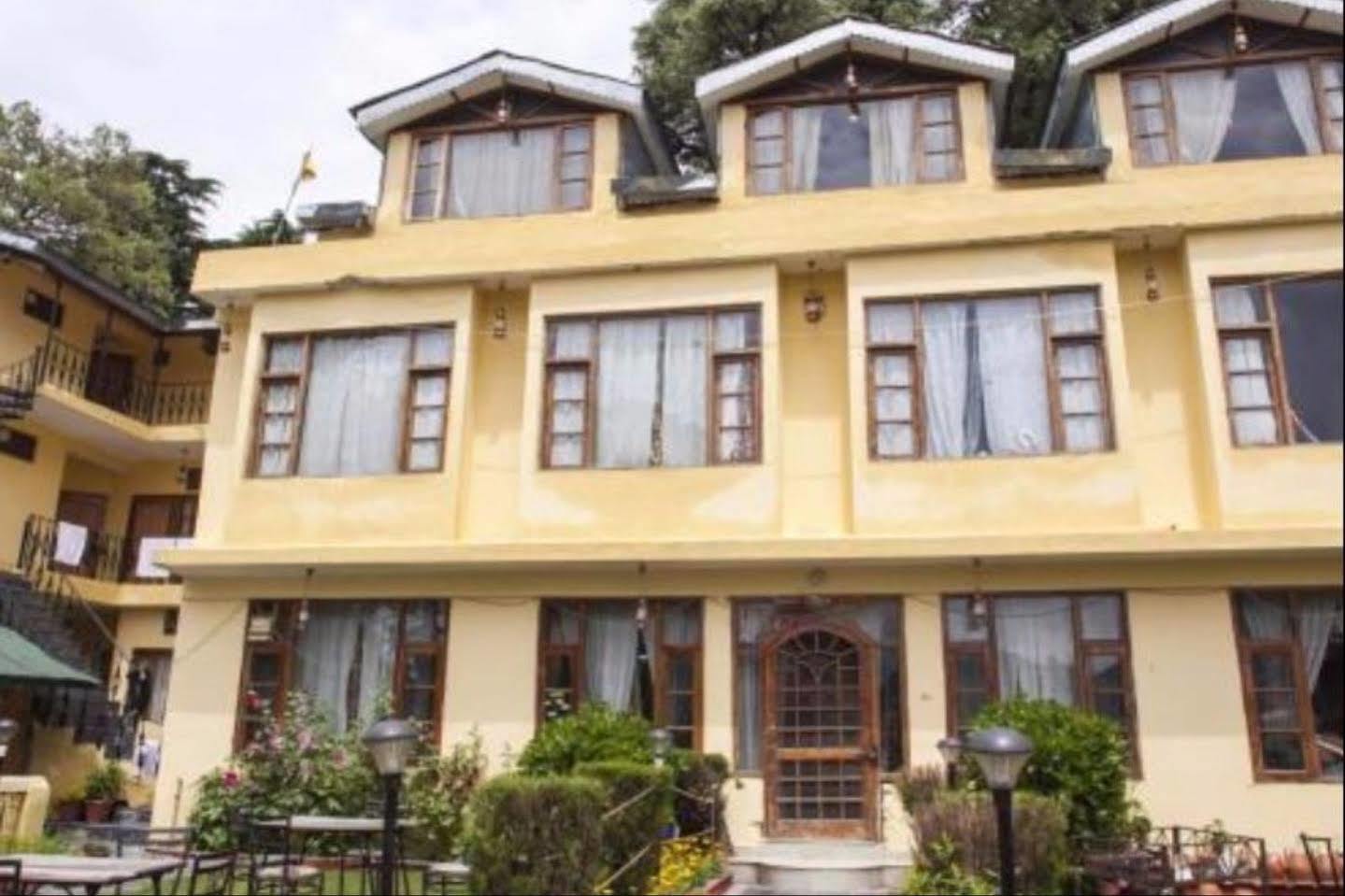 Sagrika Resort Dalhousie Exterior foto